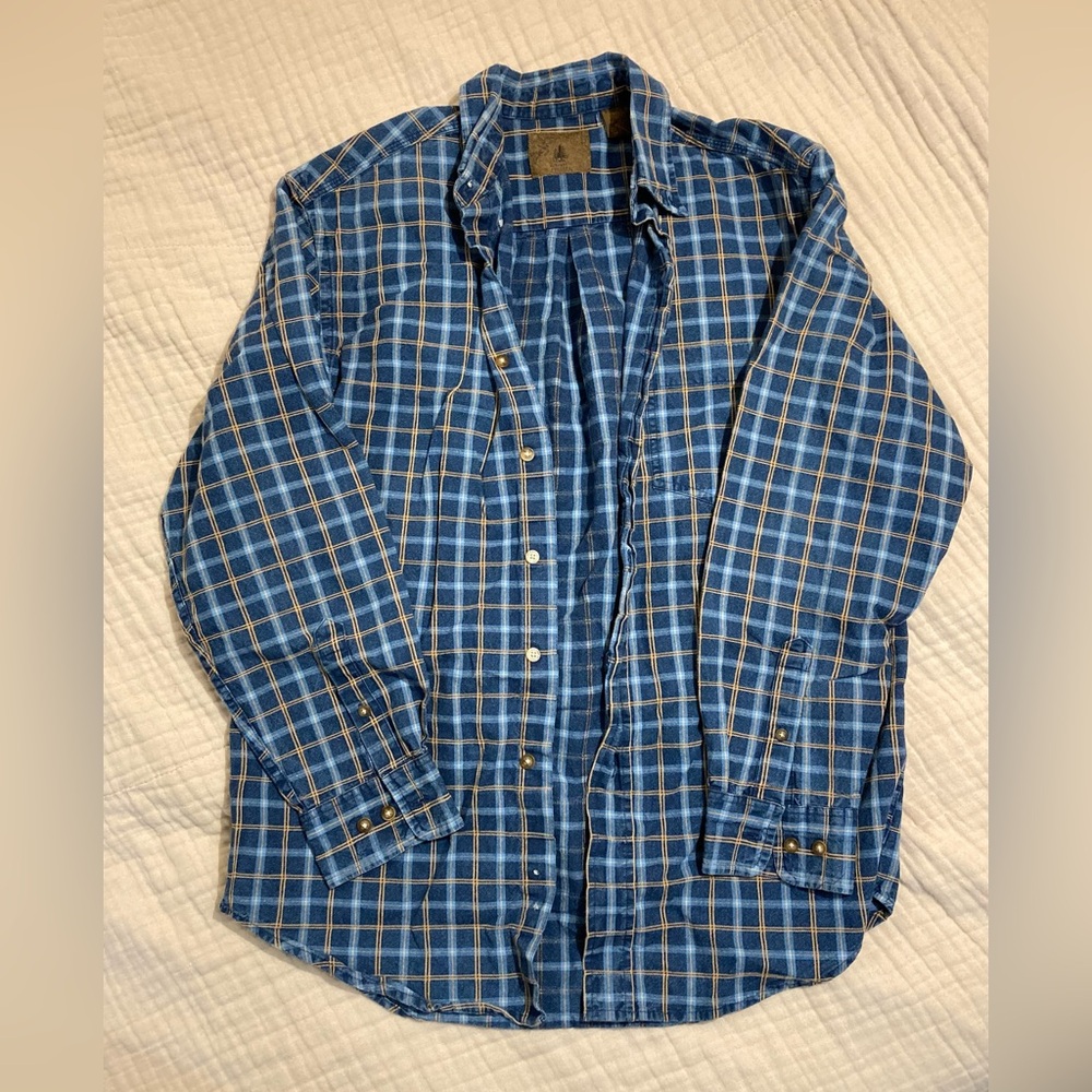 Men’s cotton button down flannel size small